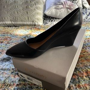 New Franco Sarto leather wedge heel size 9